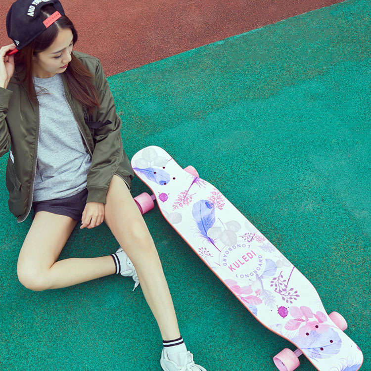 Melipat 4 roda skateboard pintar elektrik